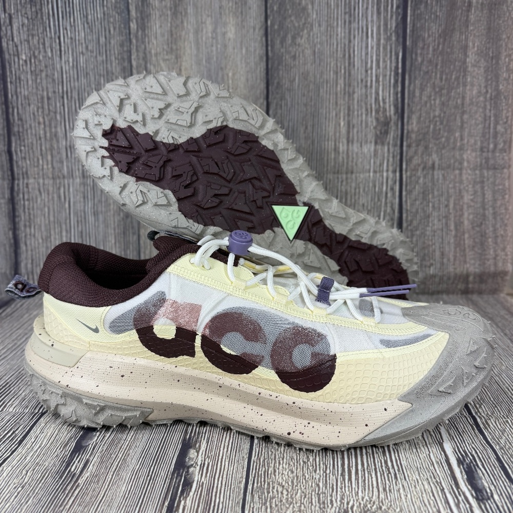 Nike ACG Mountain Fly 2 Low Sail/Earth/Sanddrift/Vapor Green Sz 12.5 HF5700-121